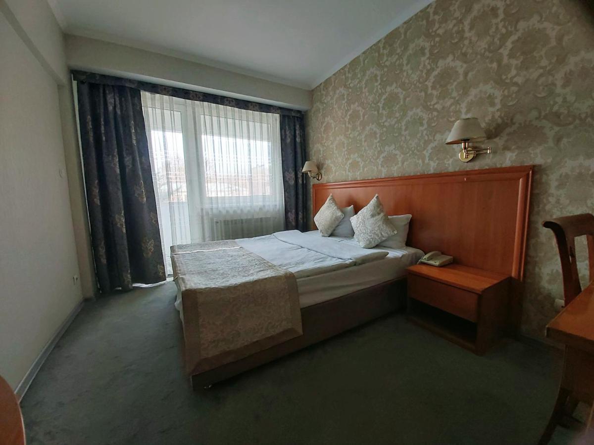 Astana International Hotel Алмати Екстер'єр фото