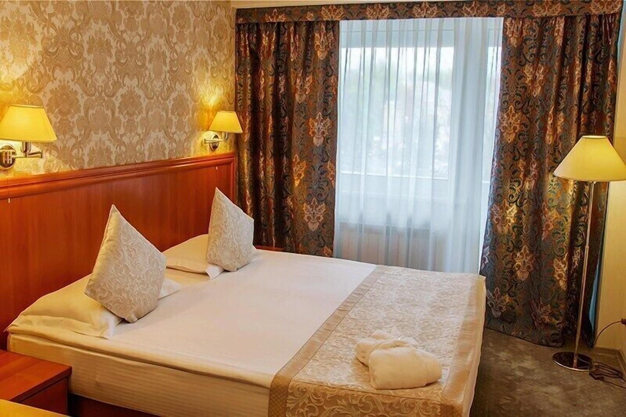 Astana International Hotel Алмати Екстер'єр фото